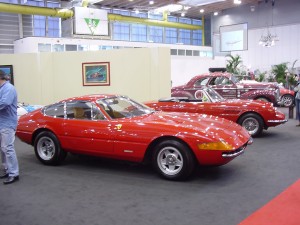 Une Ferrari du stand Carugati