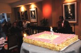 Le Gâteau avec sa bougie d`anniversaire